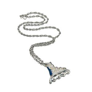 Vintage Swarovski Swan Rollerblade Skate Pendant Necklace Spinning Wheels